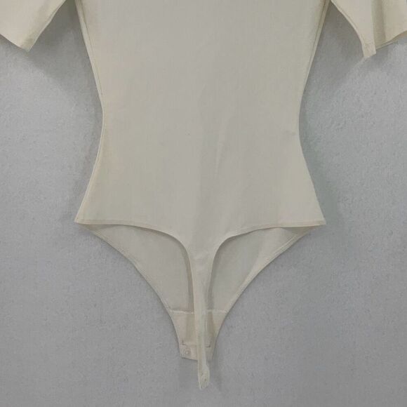 Alix Cream T Shirt Short Sleeve Jersey Bodysuit Size Small - Picture 7 of 7